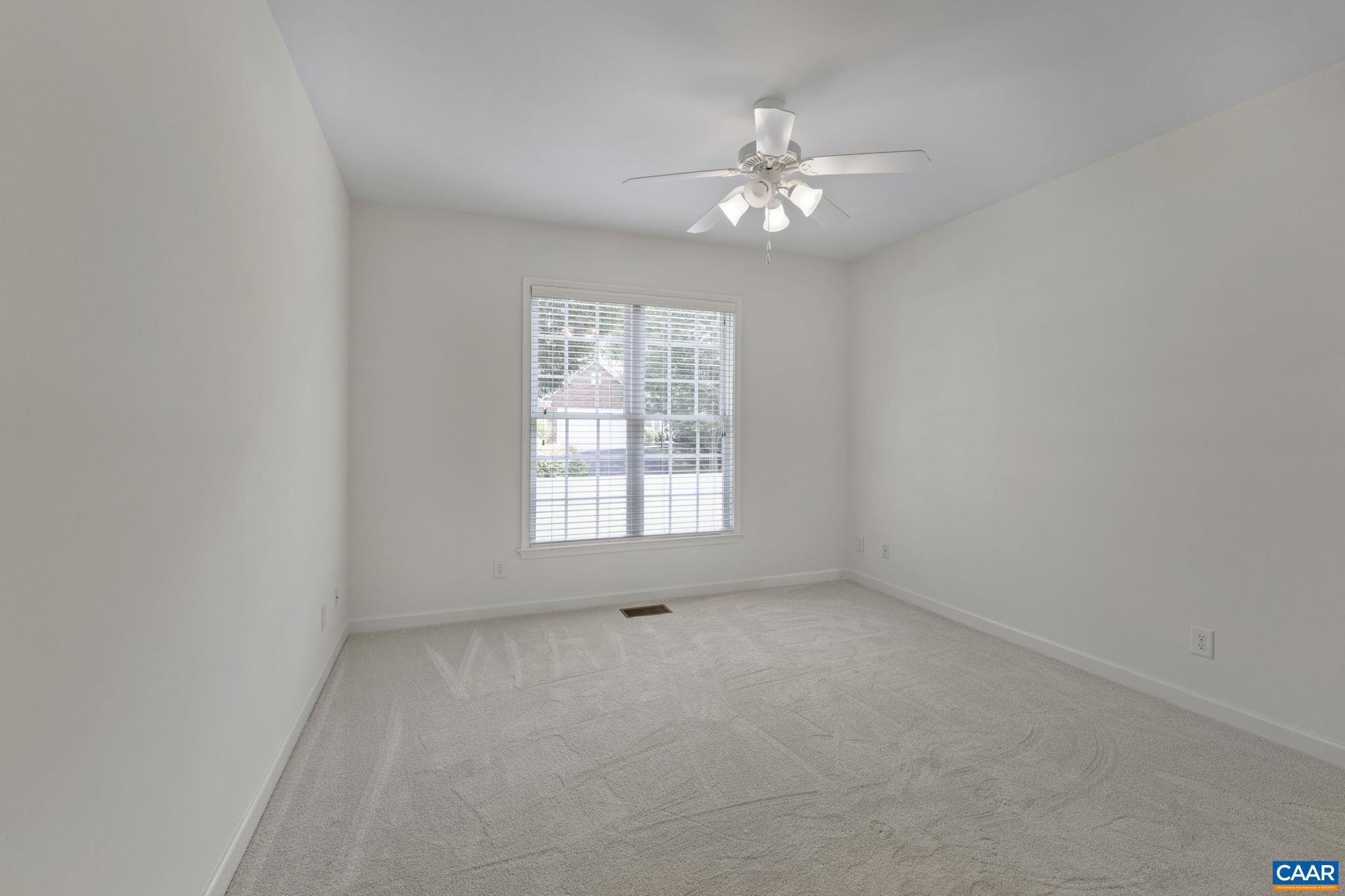 DUNLORA - Residential