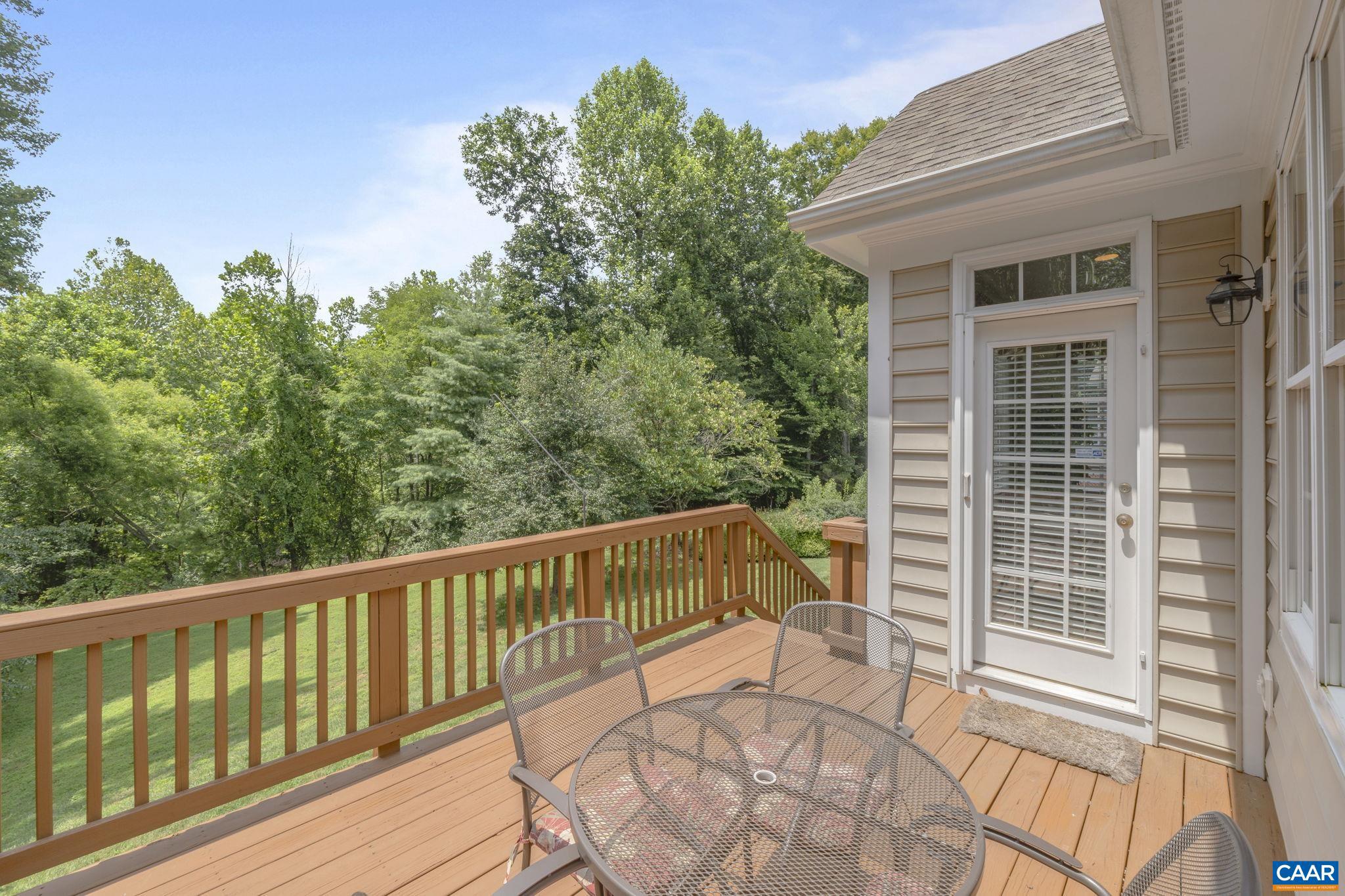 DUNLORA - Residential