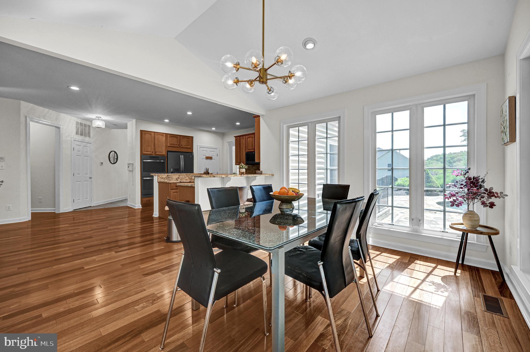 CAMERON MILL - Residential Lease