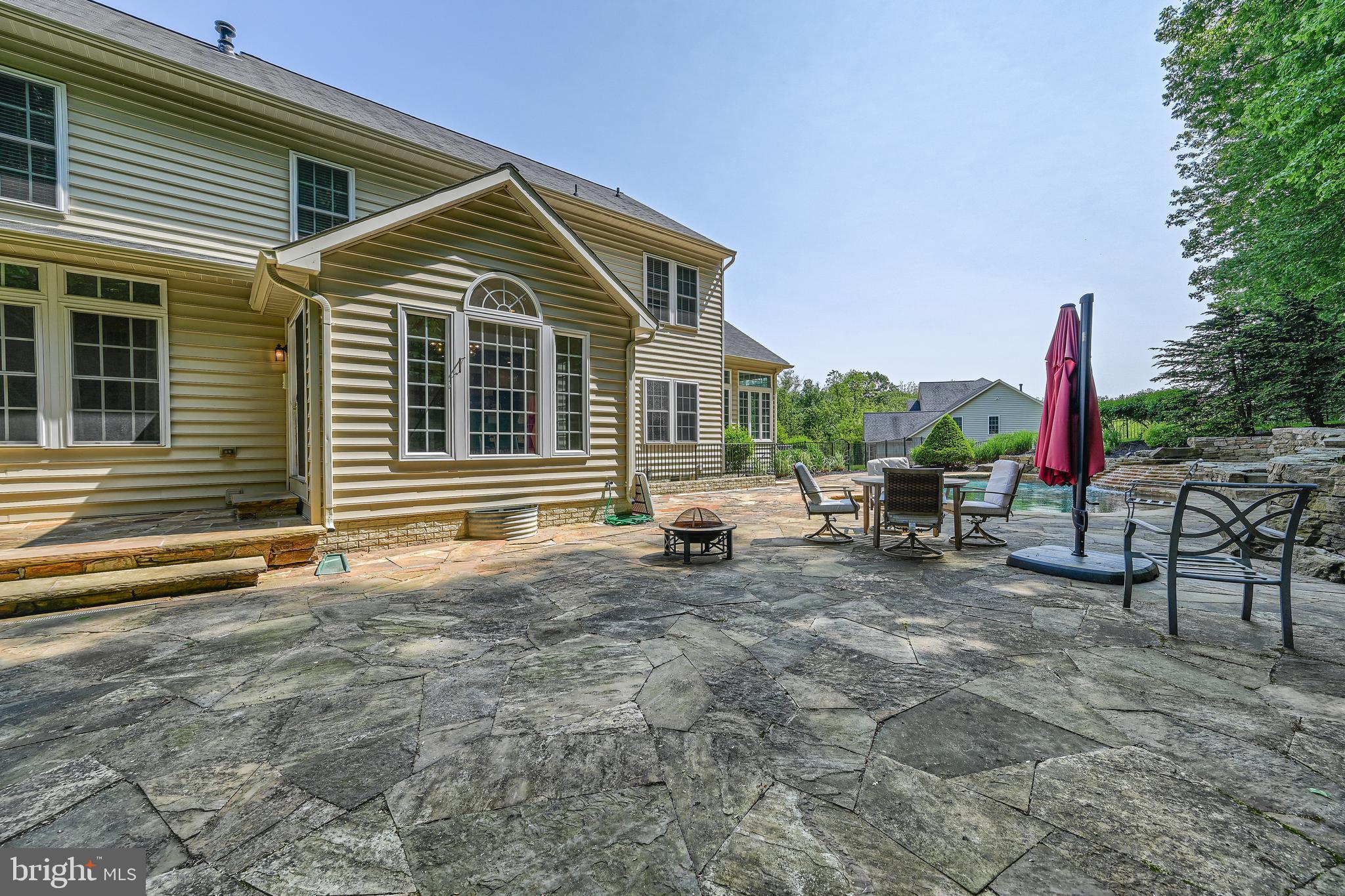 CAMERON MILL - Residential Lease