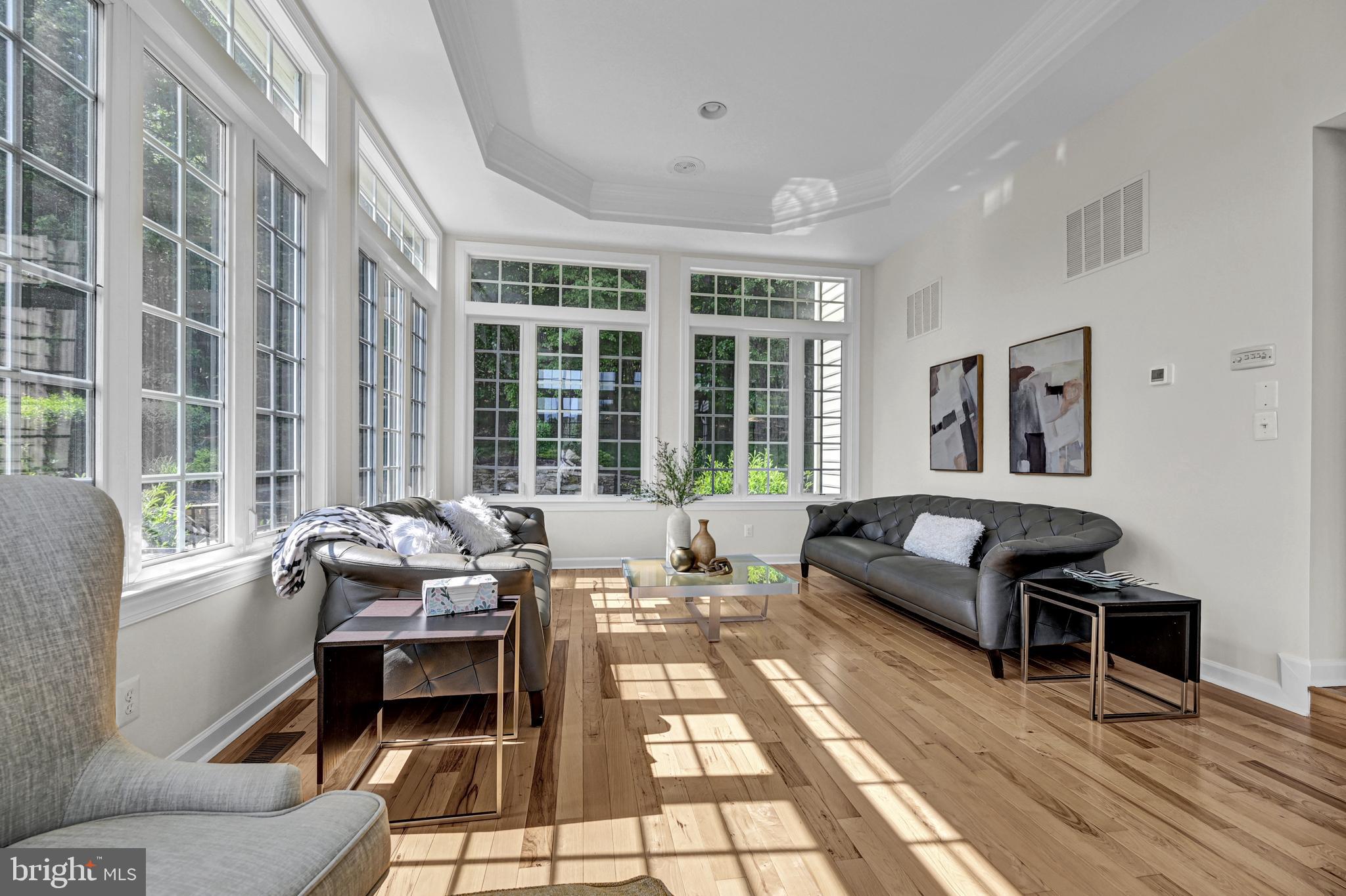 CAMERON MILL - Residential Lease