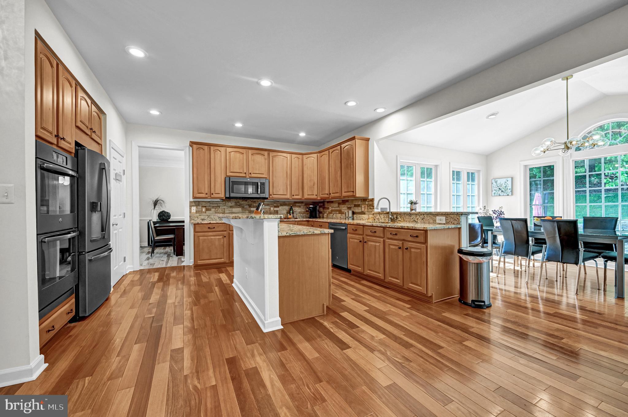 CAMERON MILL - Residential Lease