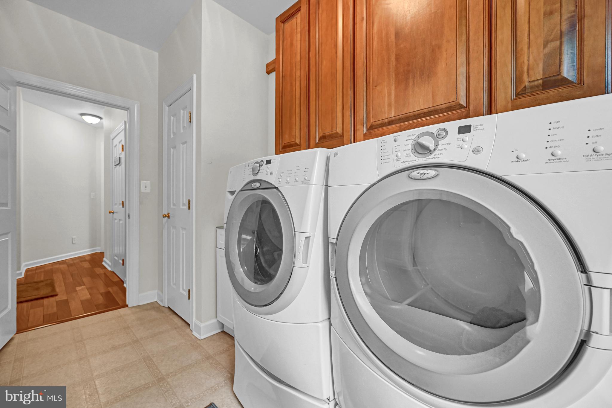 CAMERON MILL - Residential Lease