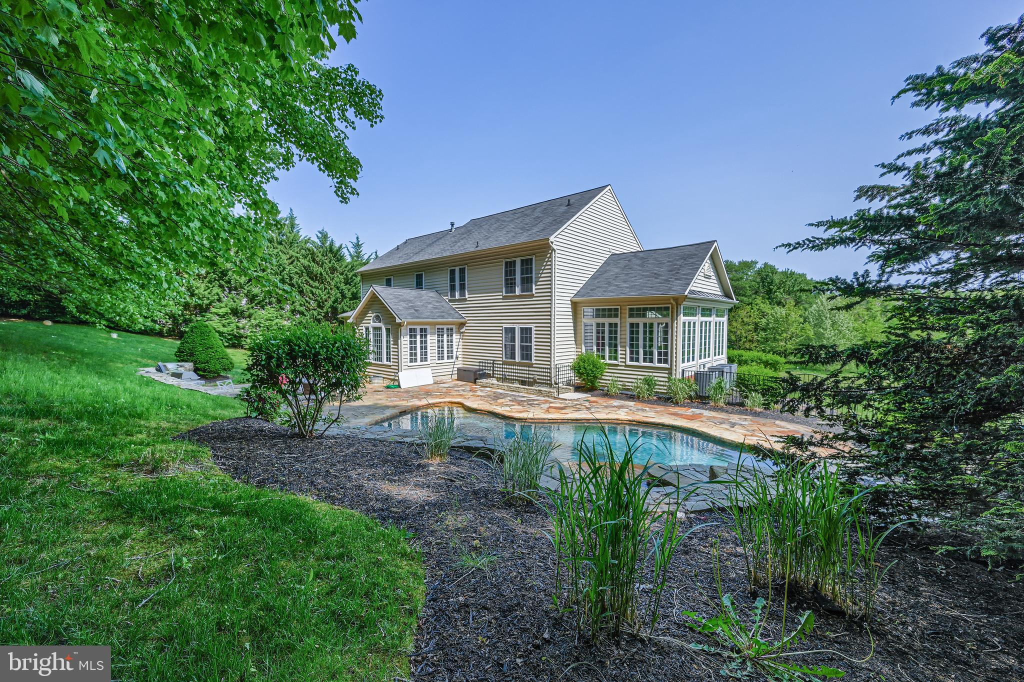 CAMERON MILL - Residential Lease