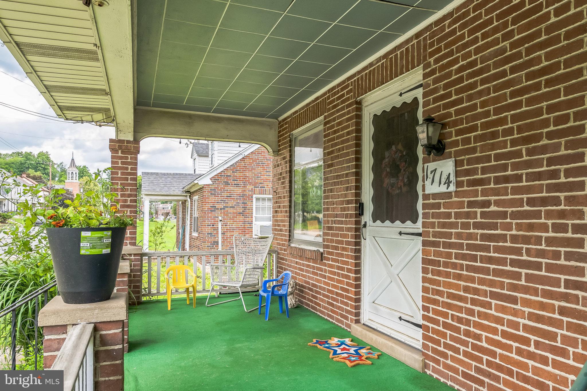 1714 S MAIN STREET
