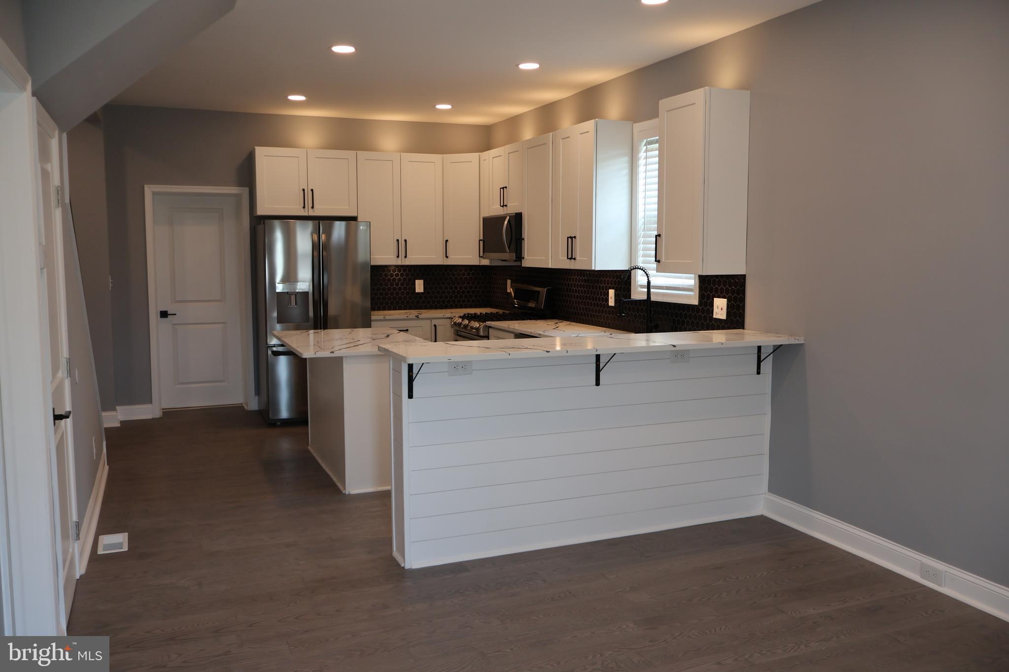 PARKVILLE - Residential