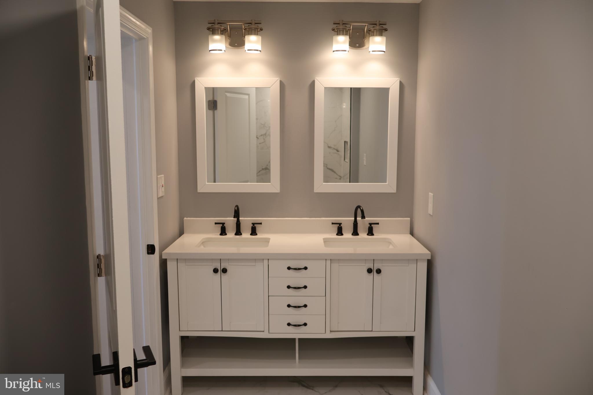 PARKVILLE - Residential