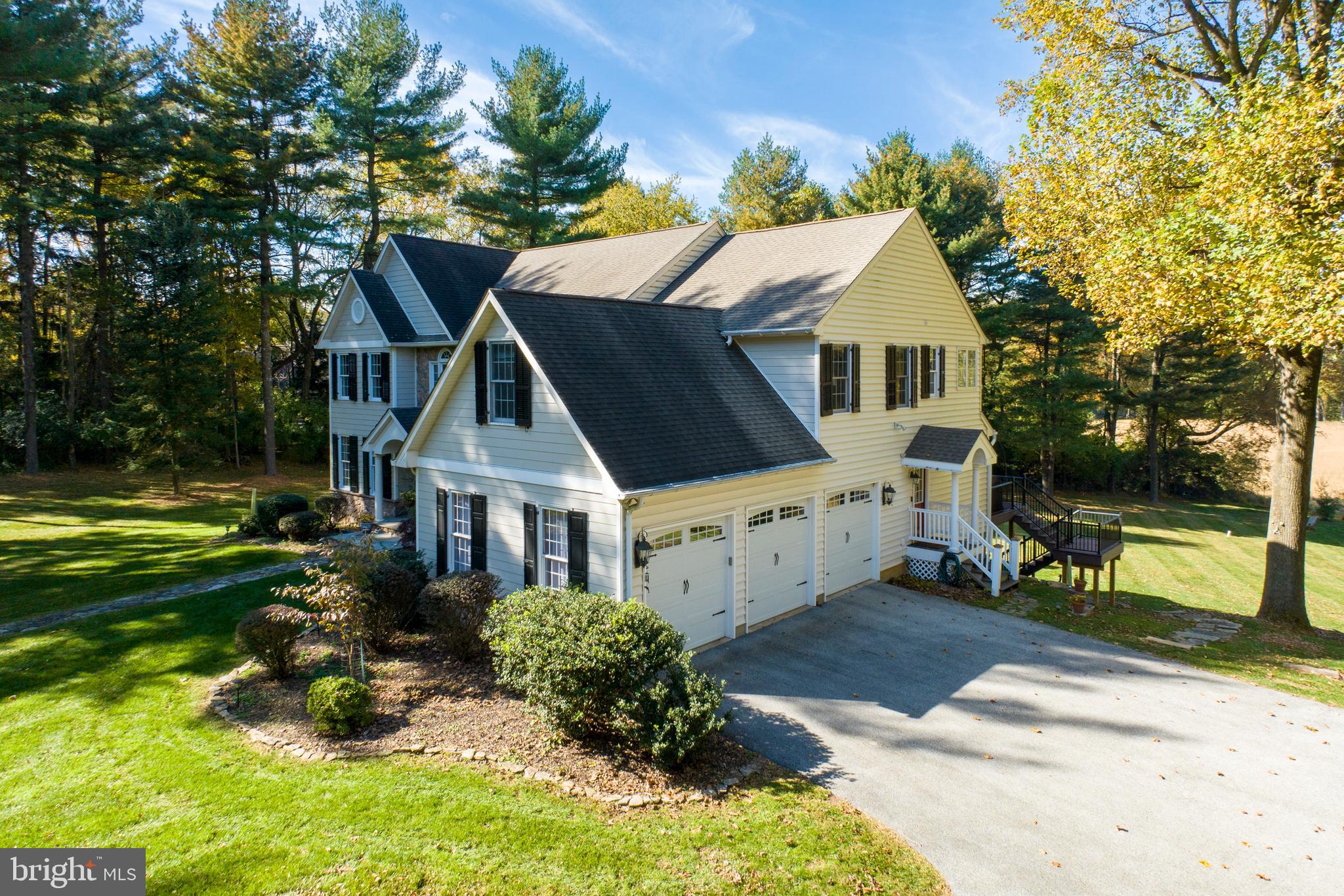 FOX HOLLOW - Residential