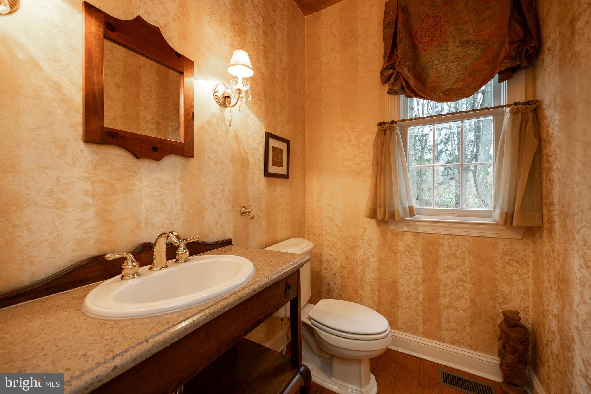 FOX HOLLOW - Residential