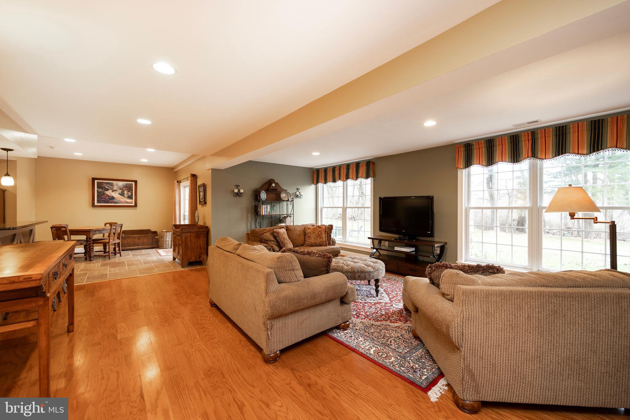 FOX HOLLOW - Residential