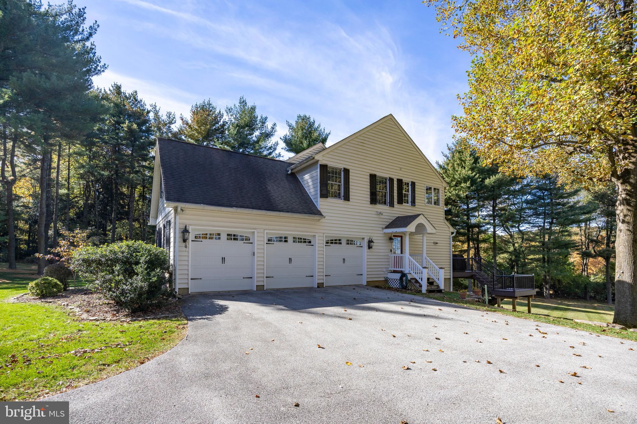 FOX HOLLOW - Residential