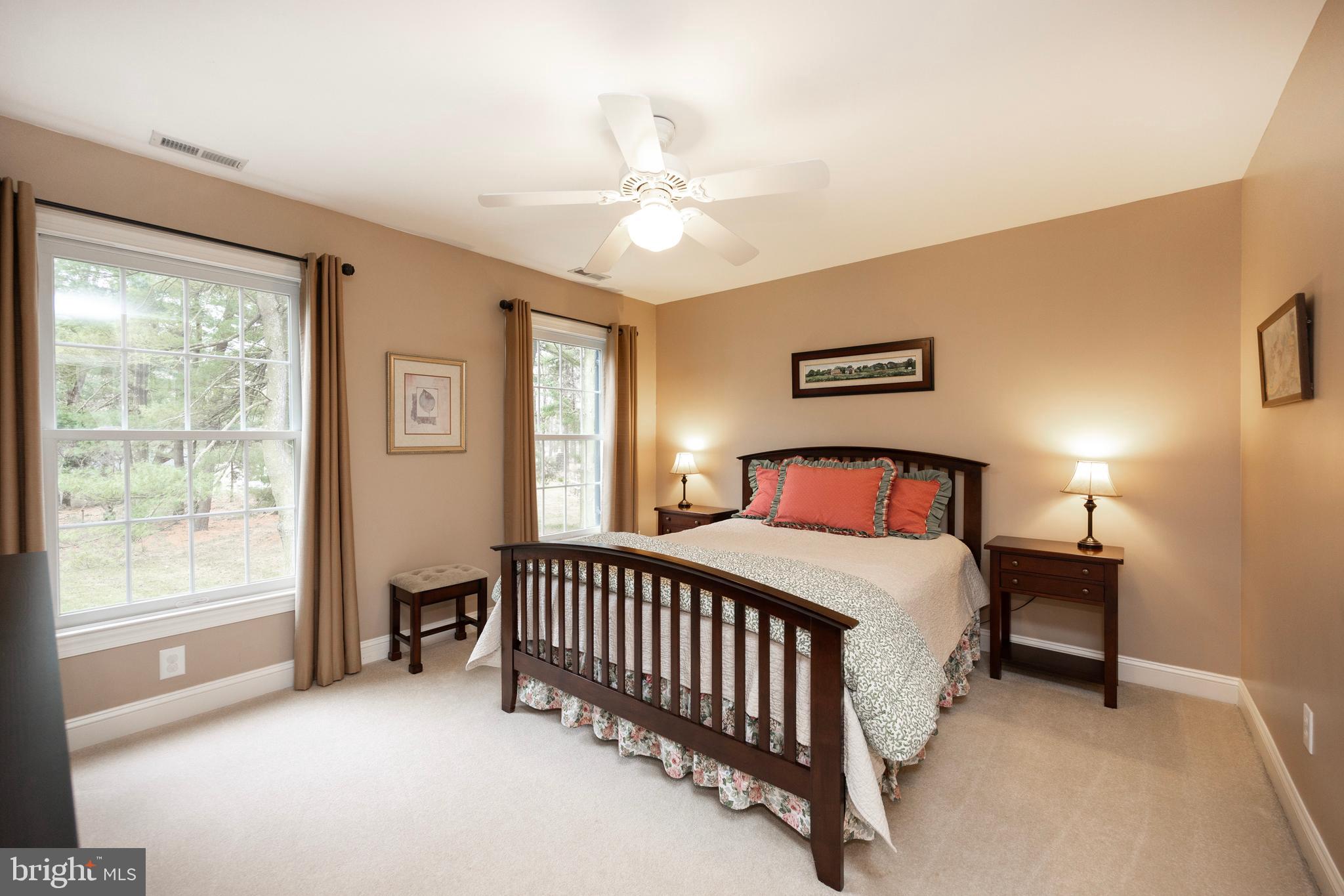 FOX HOLLOW - Residential