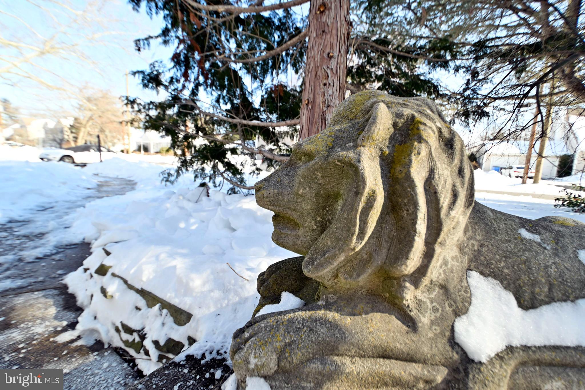 FAIRWAYS - Residential