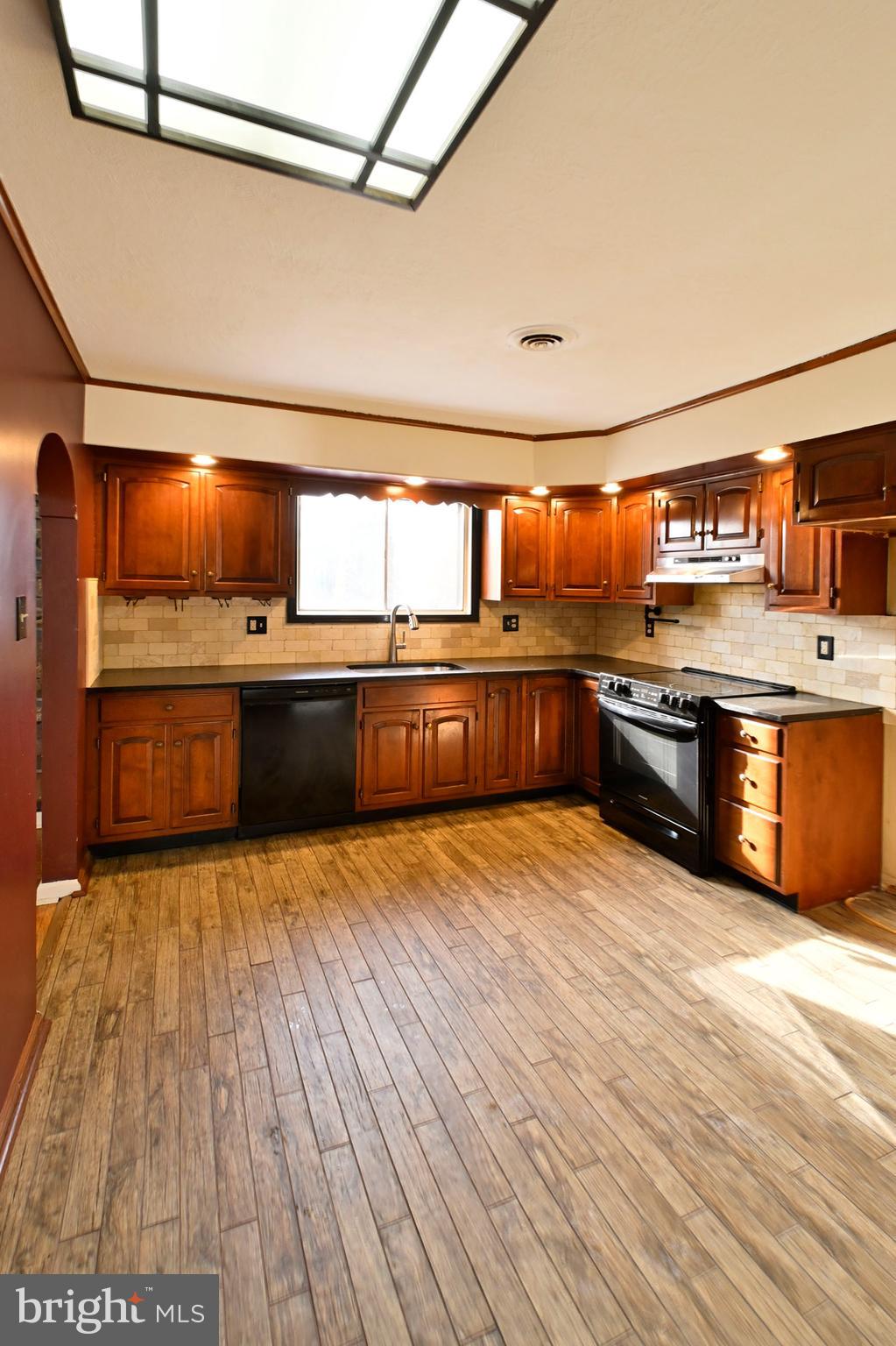 FAIRWAYS - Residential