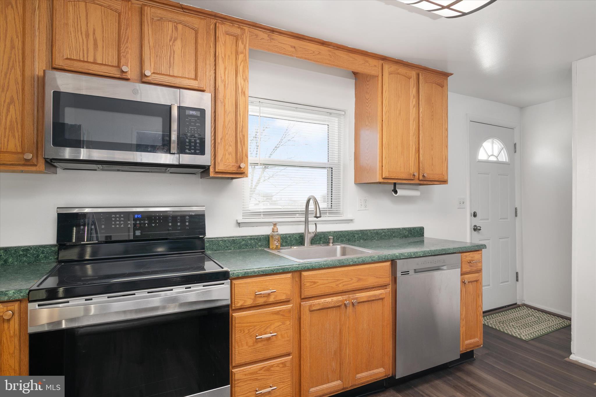 HUNTSMOOR VILLAGE NORTH - Residential