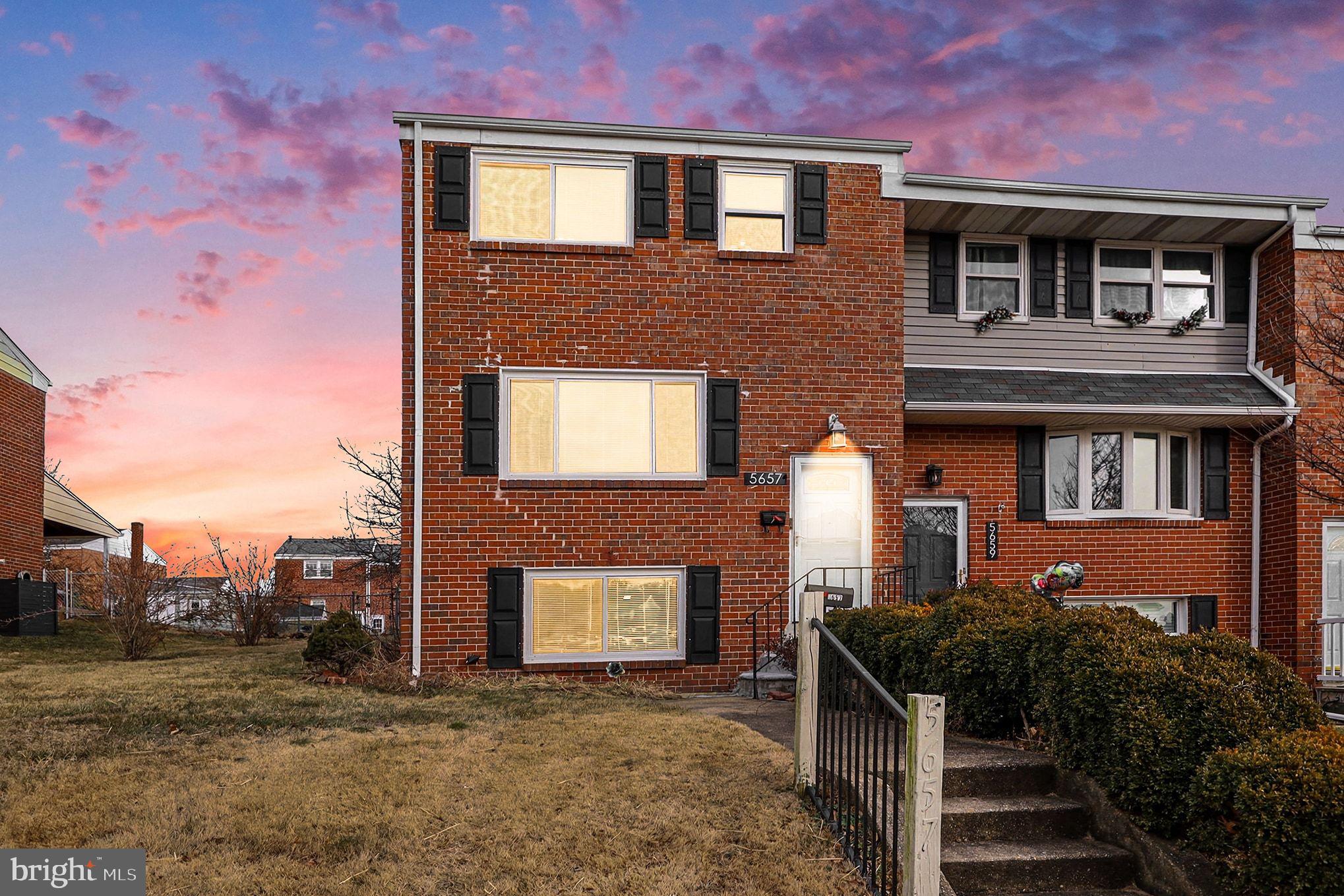 HUNTSMOOR VILLAGE NORTH - Residential