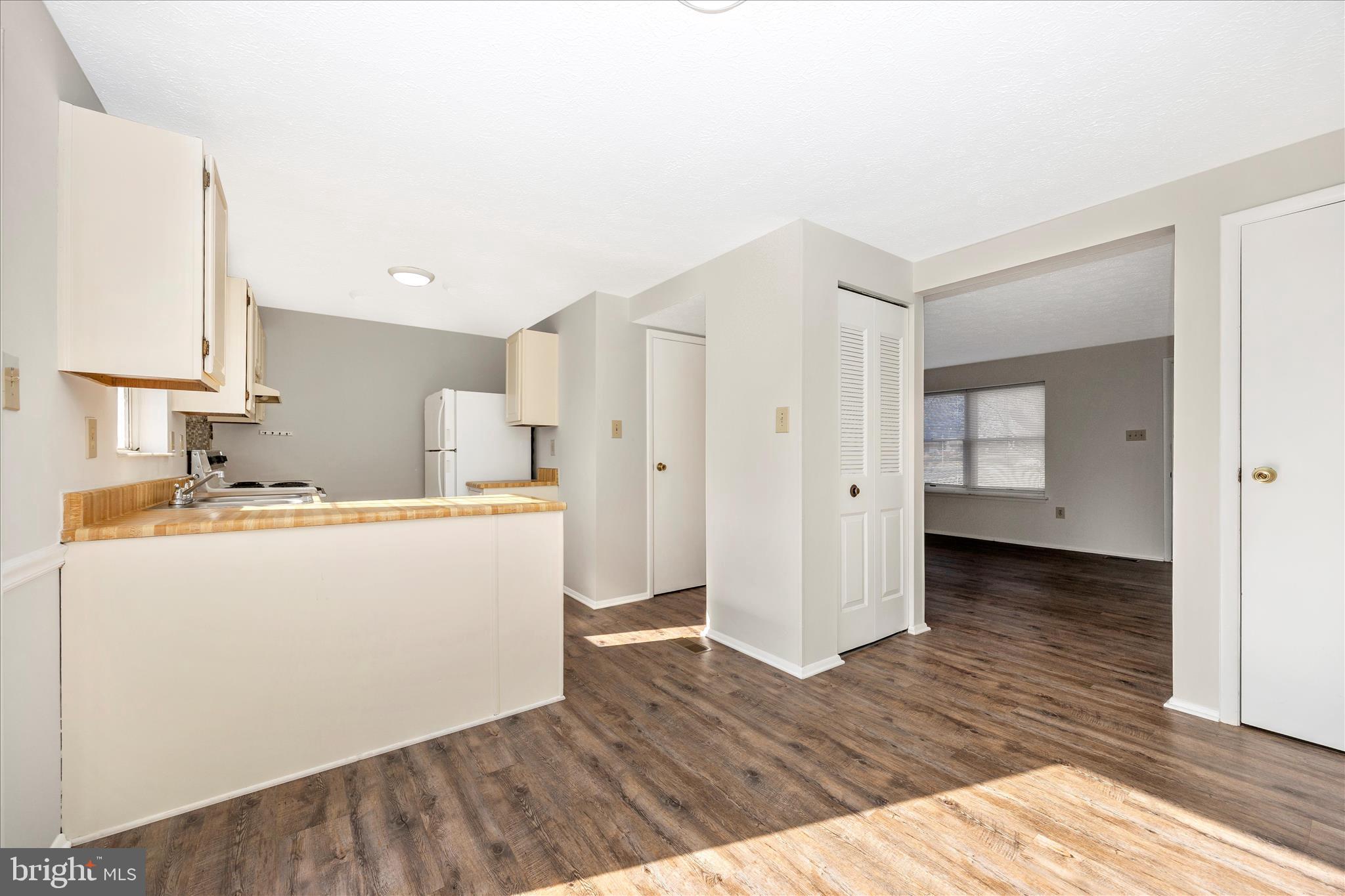 AMBER MEADOWS - Residential