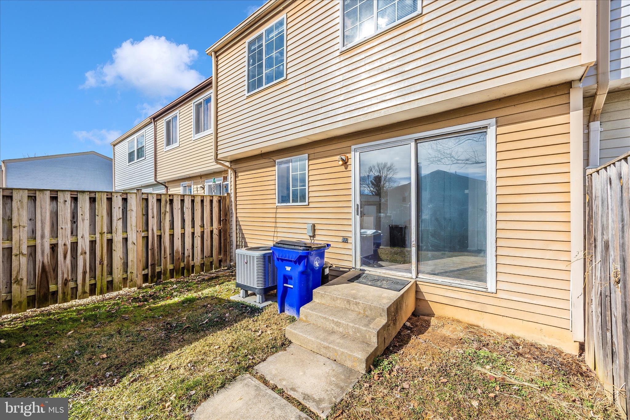 AMBER MEADOWS - Residential