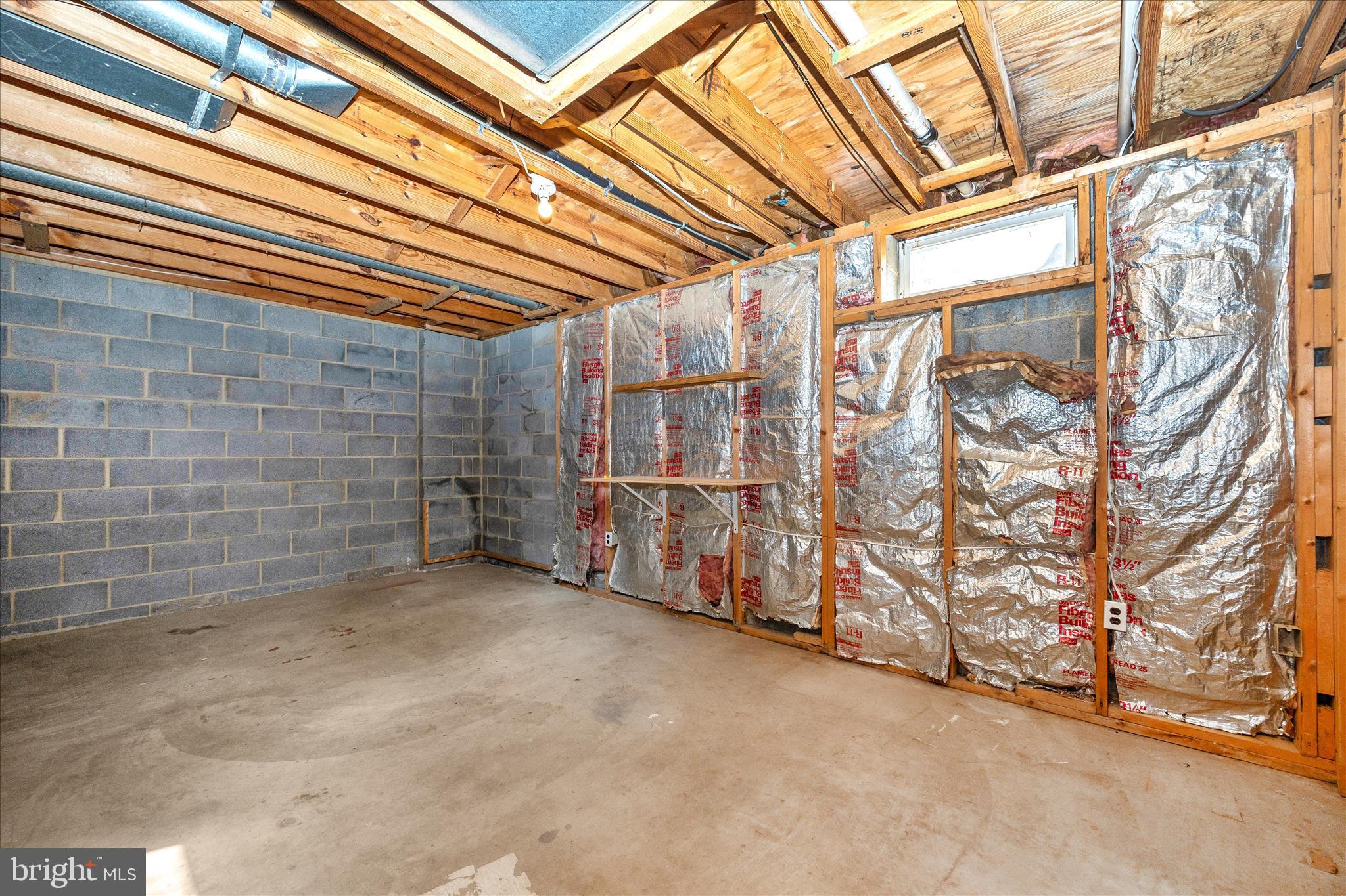 AMBER MEADOWS - Residential