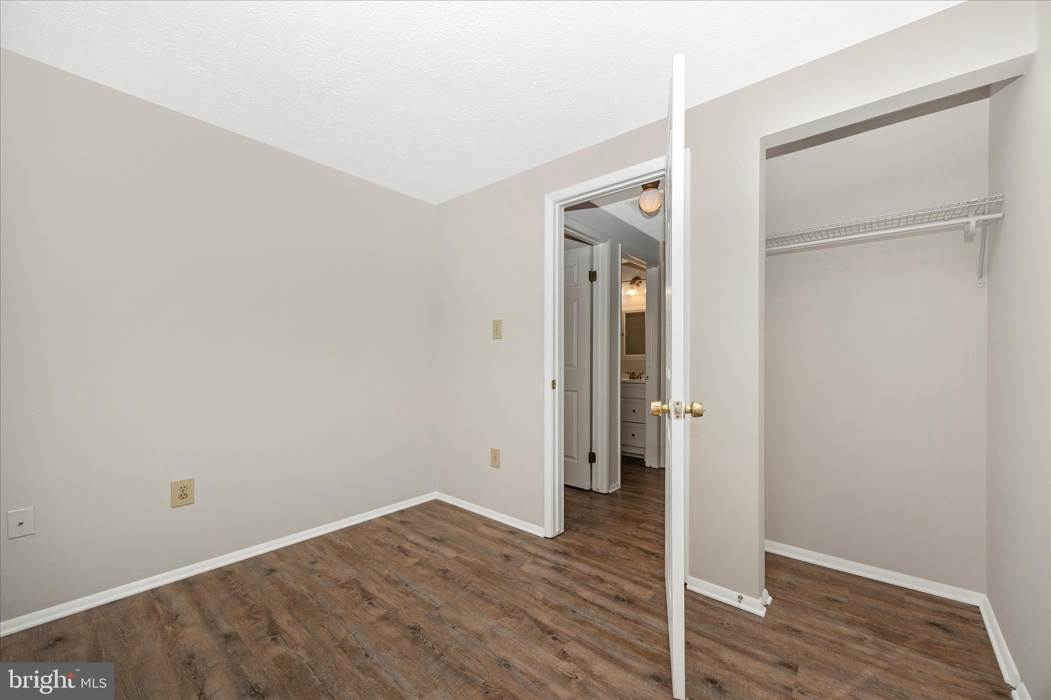 AMBER MEADOWS - Residential