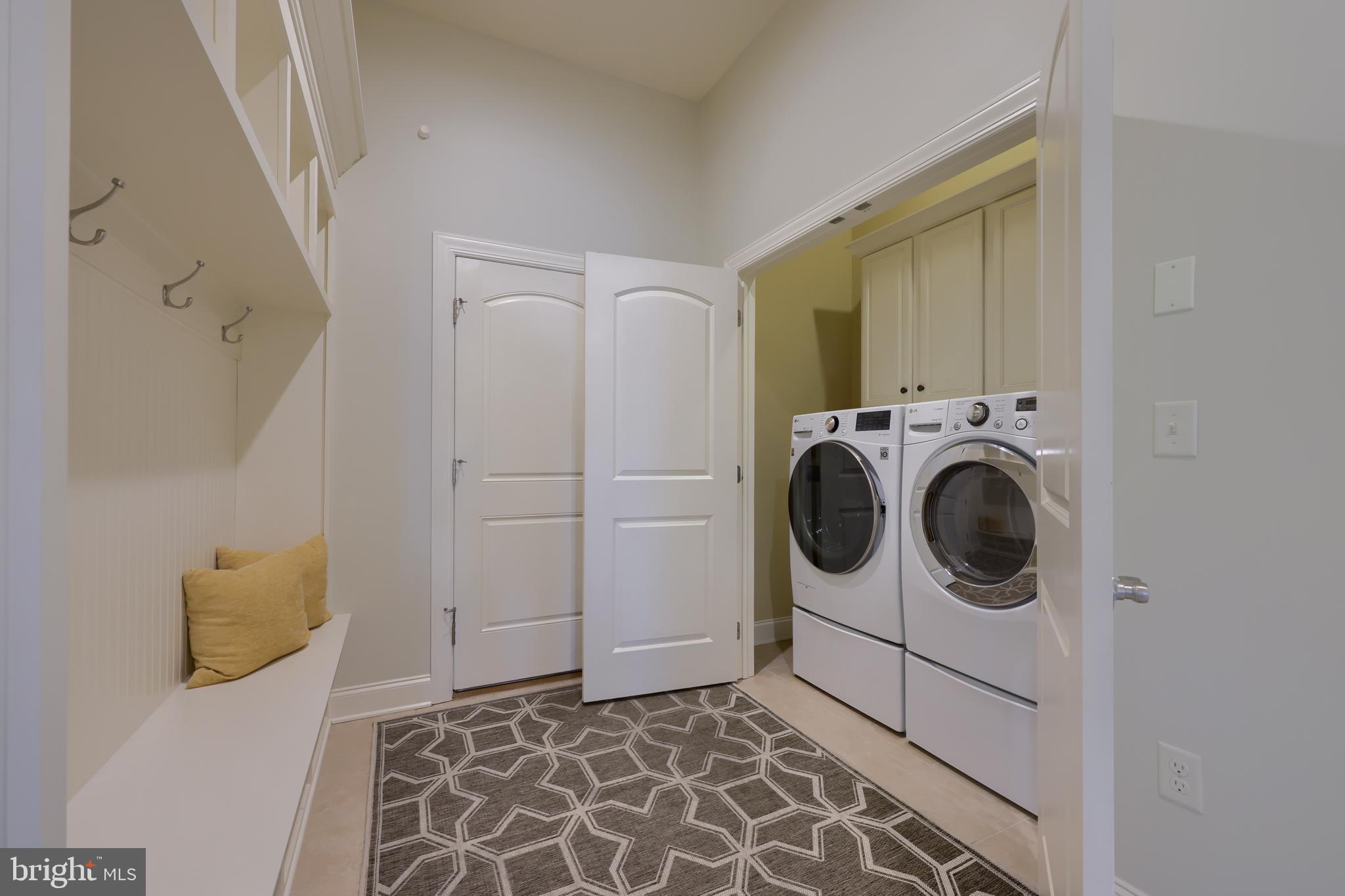 STONEHENGE RESERVE - Residential