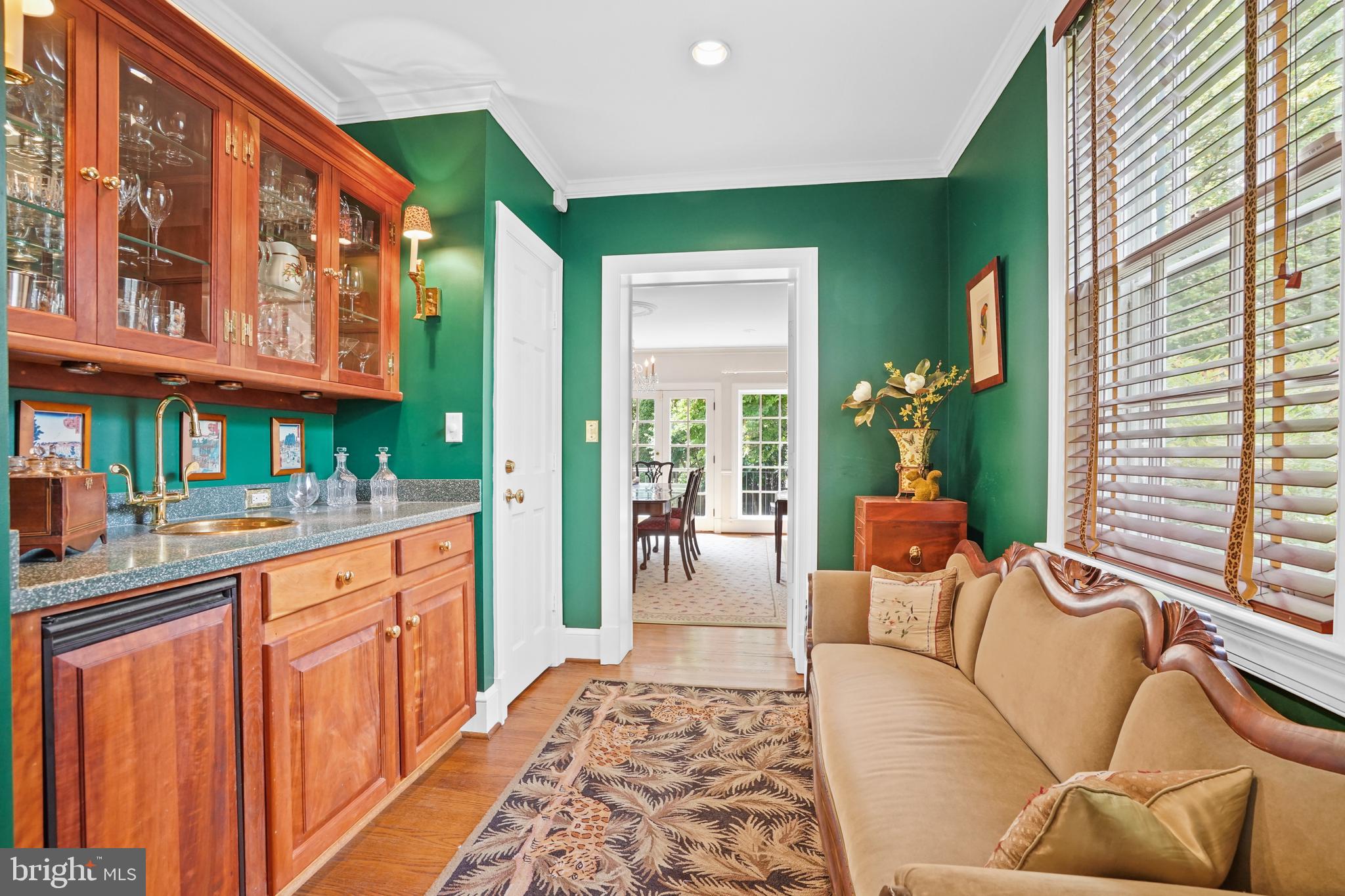 COLONIAL PARK - Residential