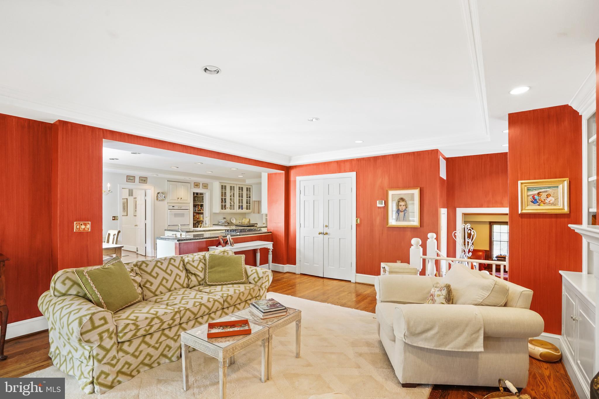 COLONIAL PARK - Residential