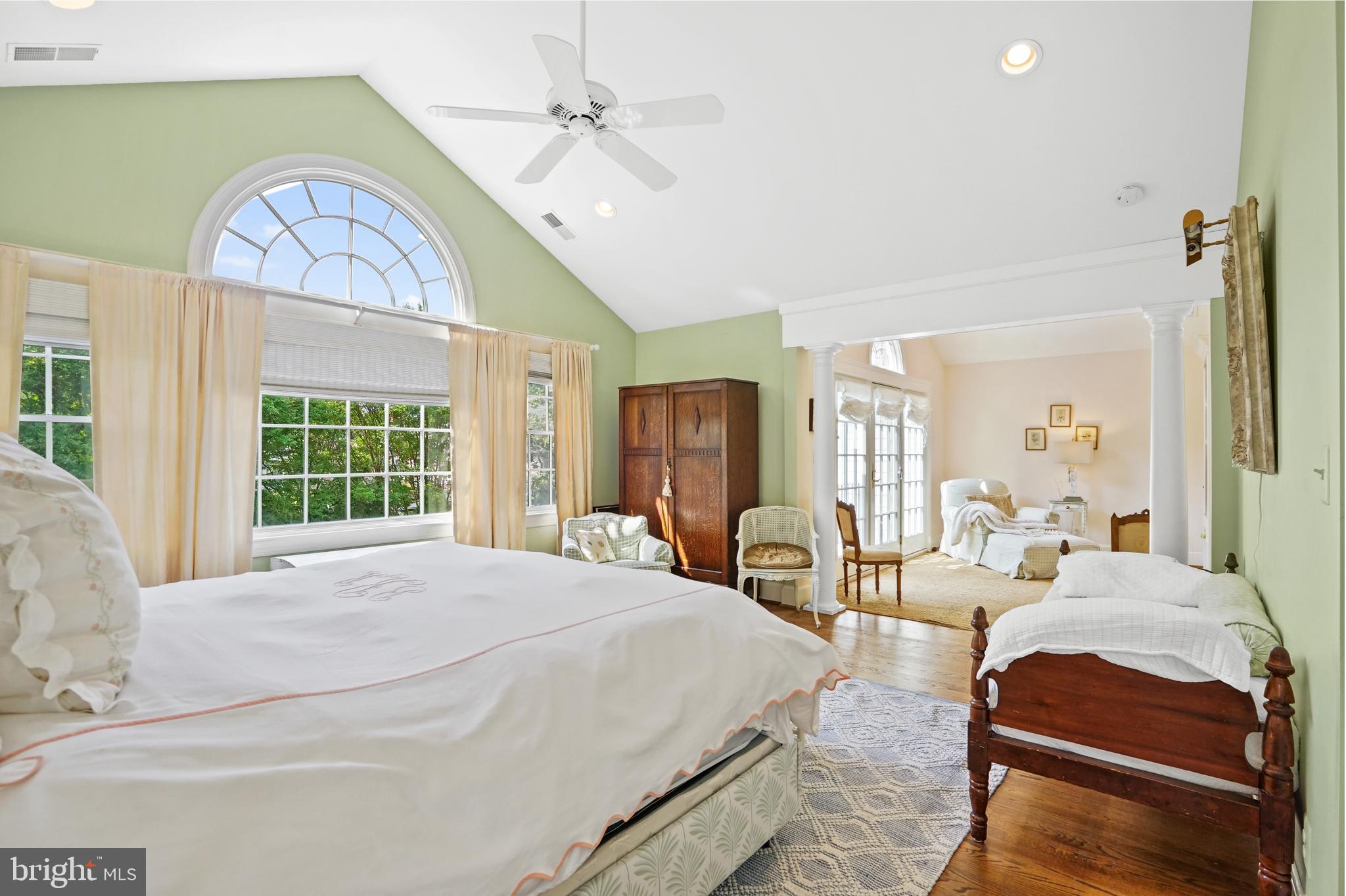 COLONIAL PARK - Residential