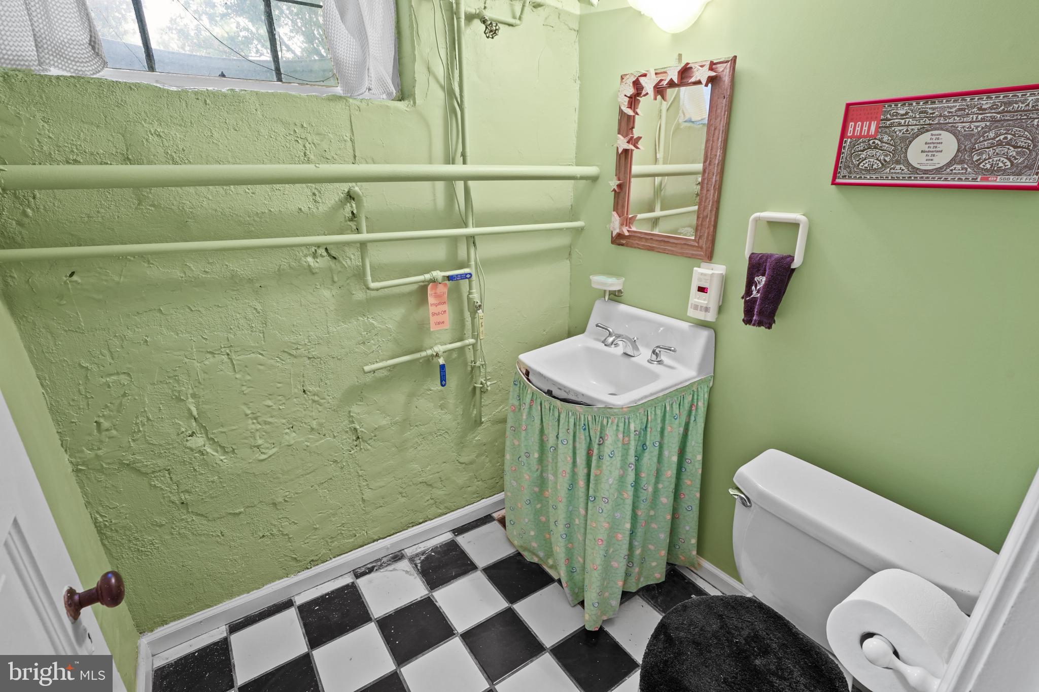 COLONIAL PARK - Residential