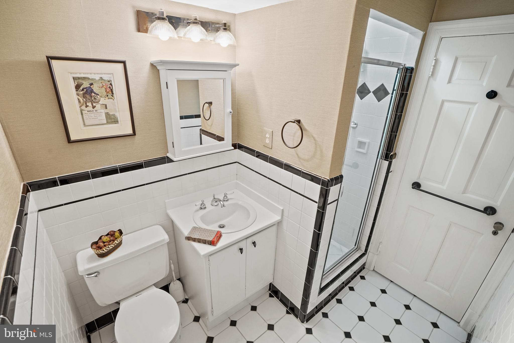 COLONIAL PARK - Residential