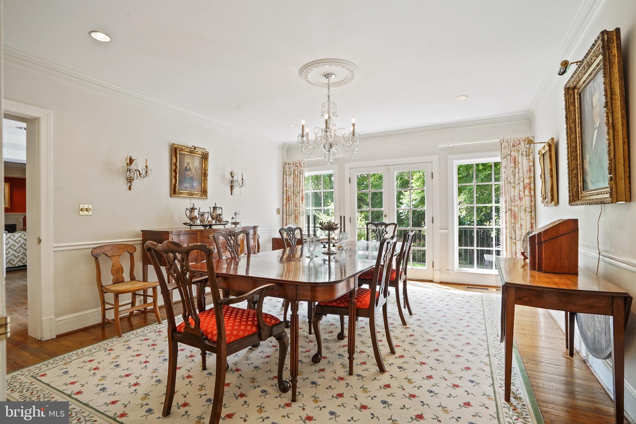 COLONIAL PARK - Residential