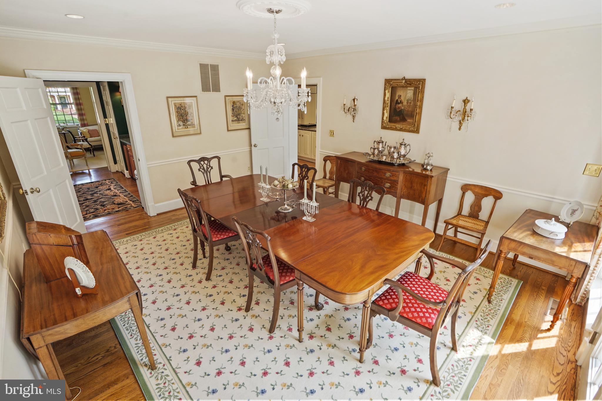 COLONIAL PARK - Residential