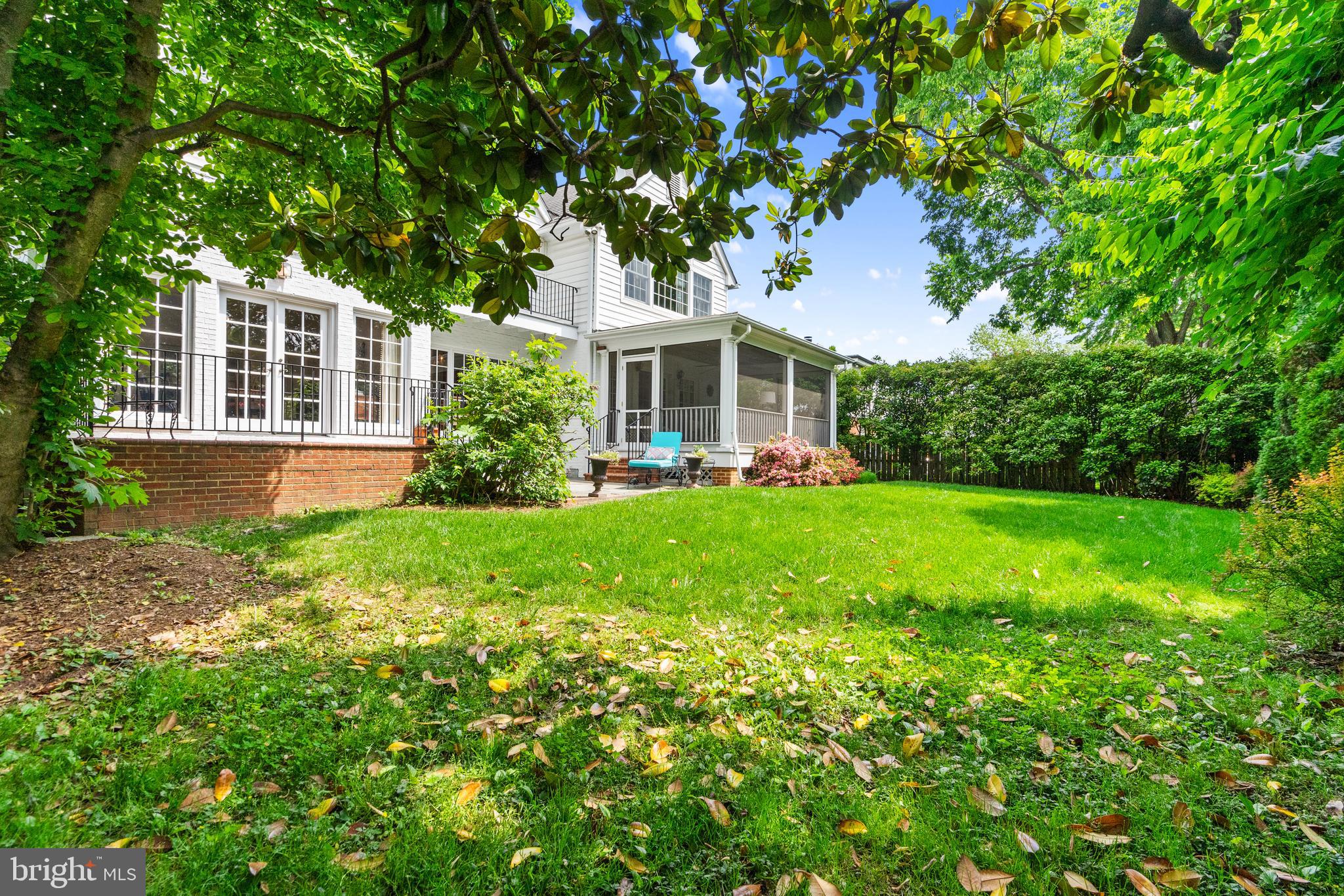 COLONIAL PARK - Residential