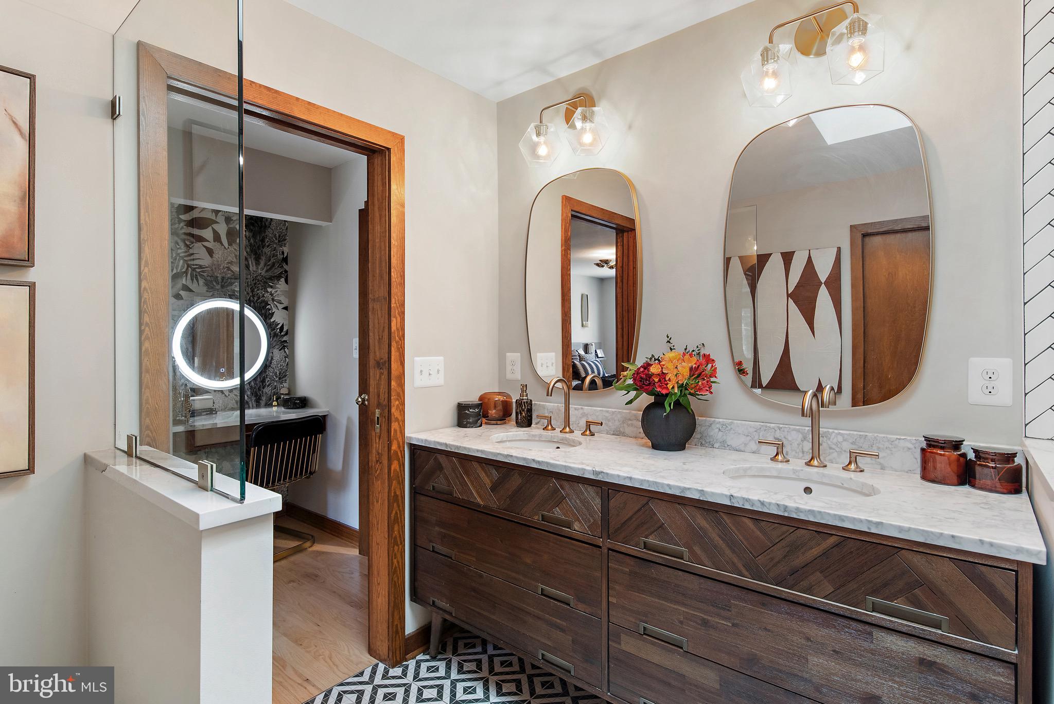 WOODMARK - Residential