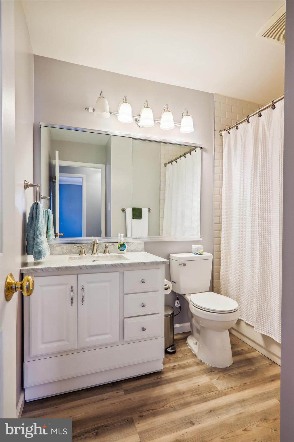 POINTER RIDGE - Residential