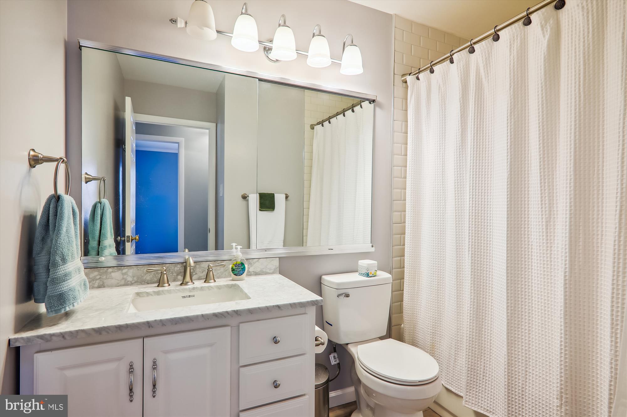 POINTER RIDGE - Residential