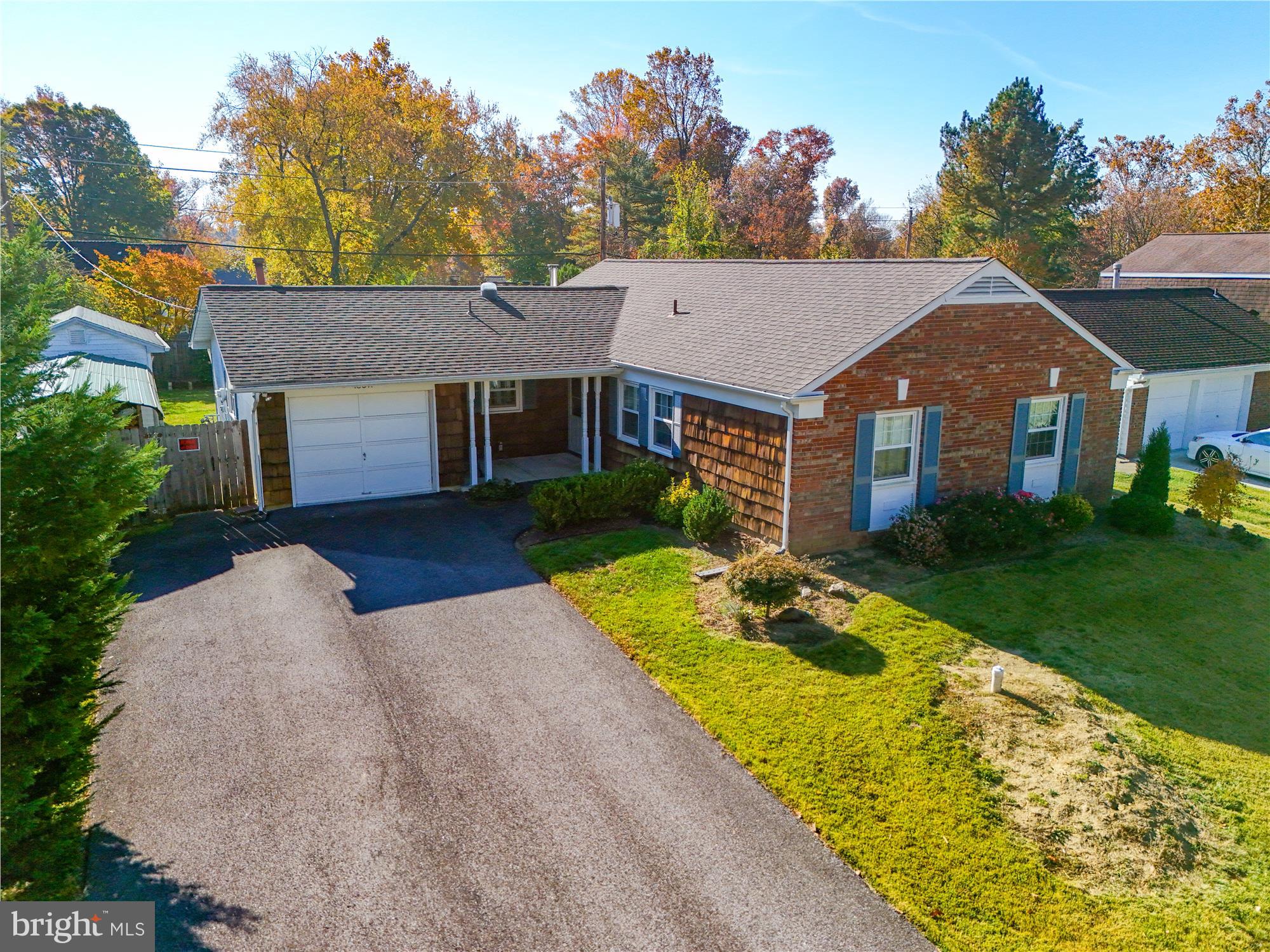 POINTER RIDGE - Residential