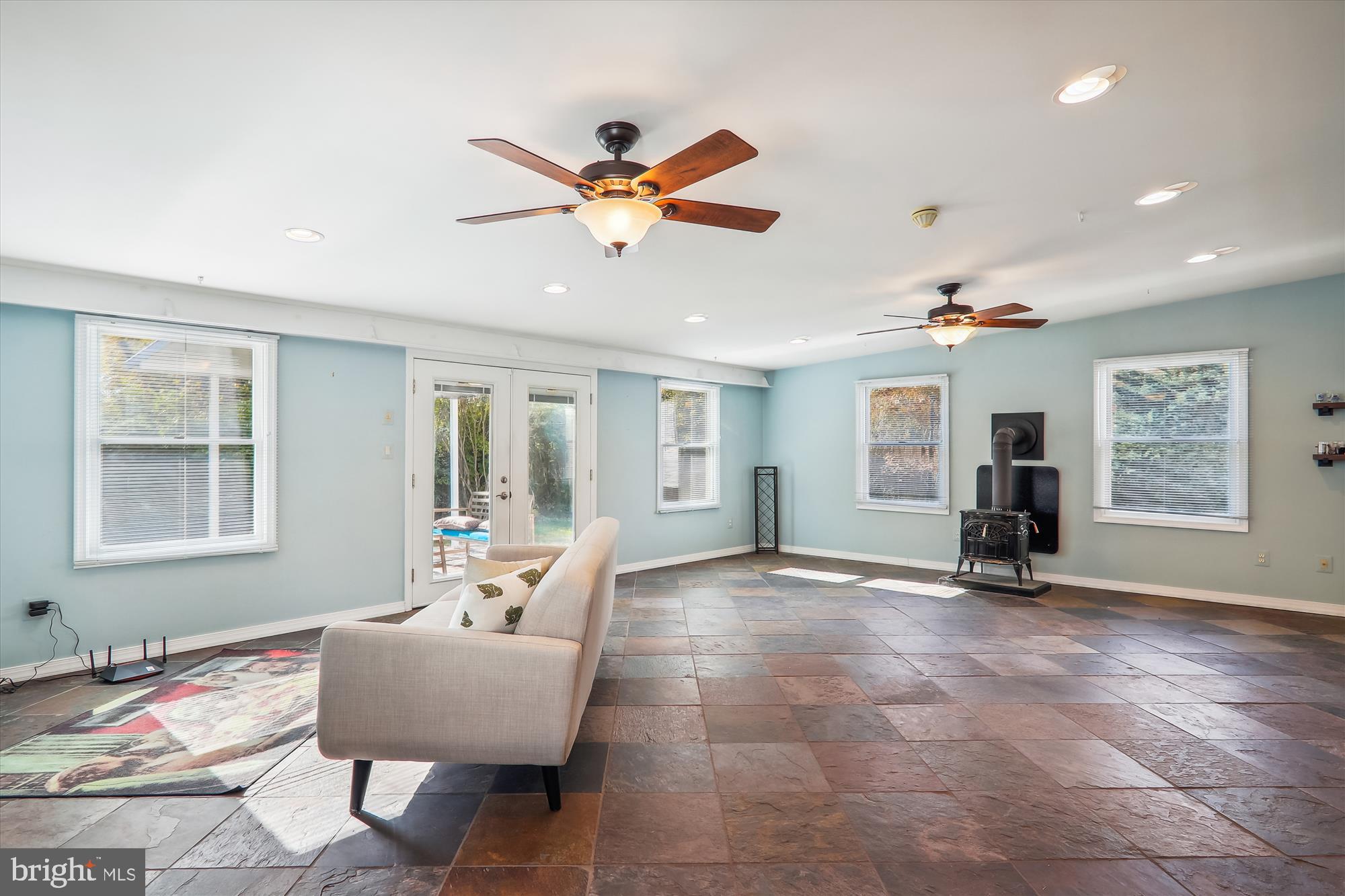 POINTER RIDGE - Residential