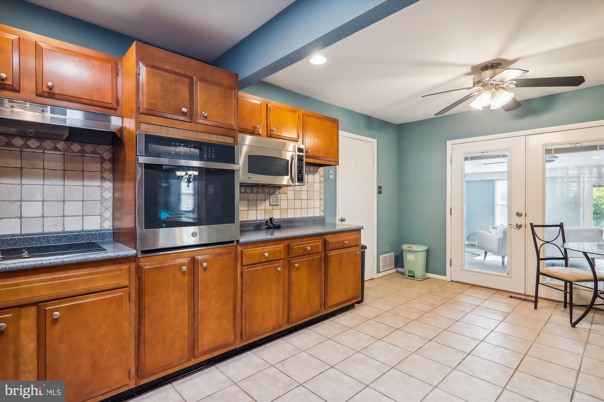 POINTER RIDGE - Residential