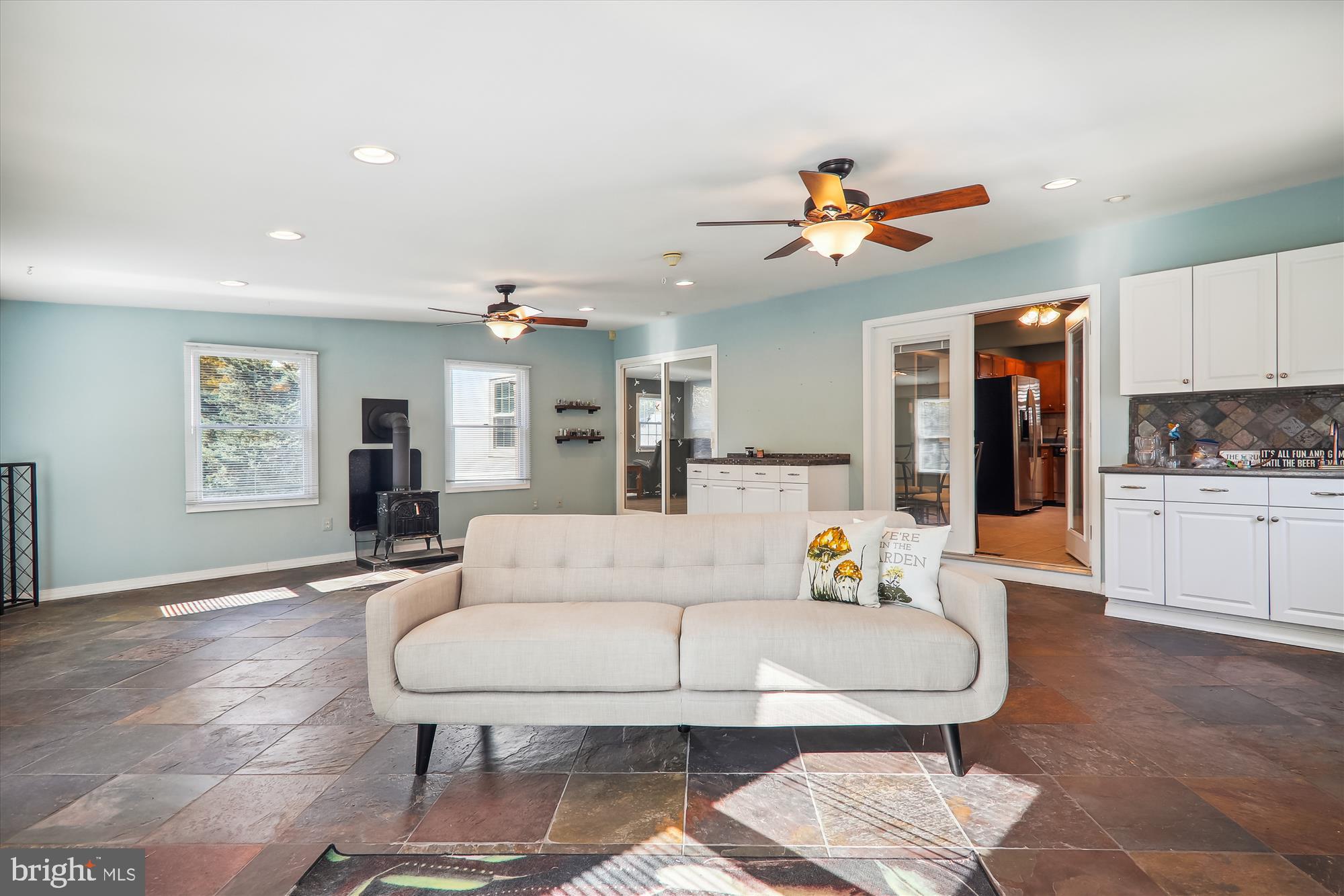 POINTER RIDGE - Residential