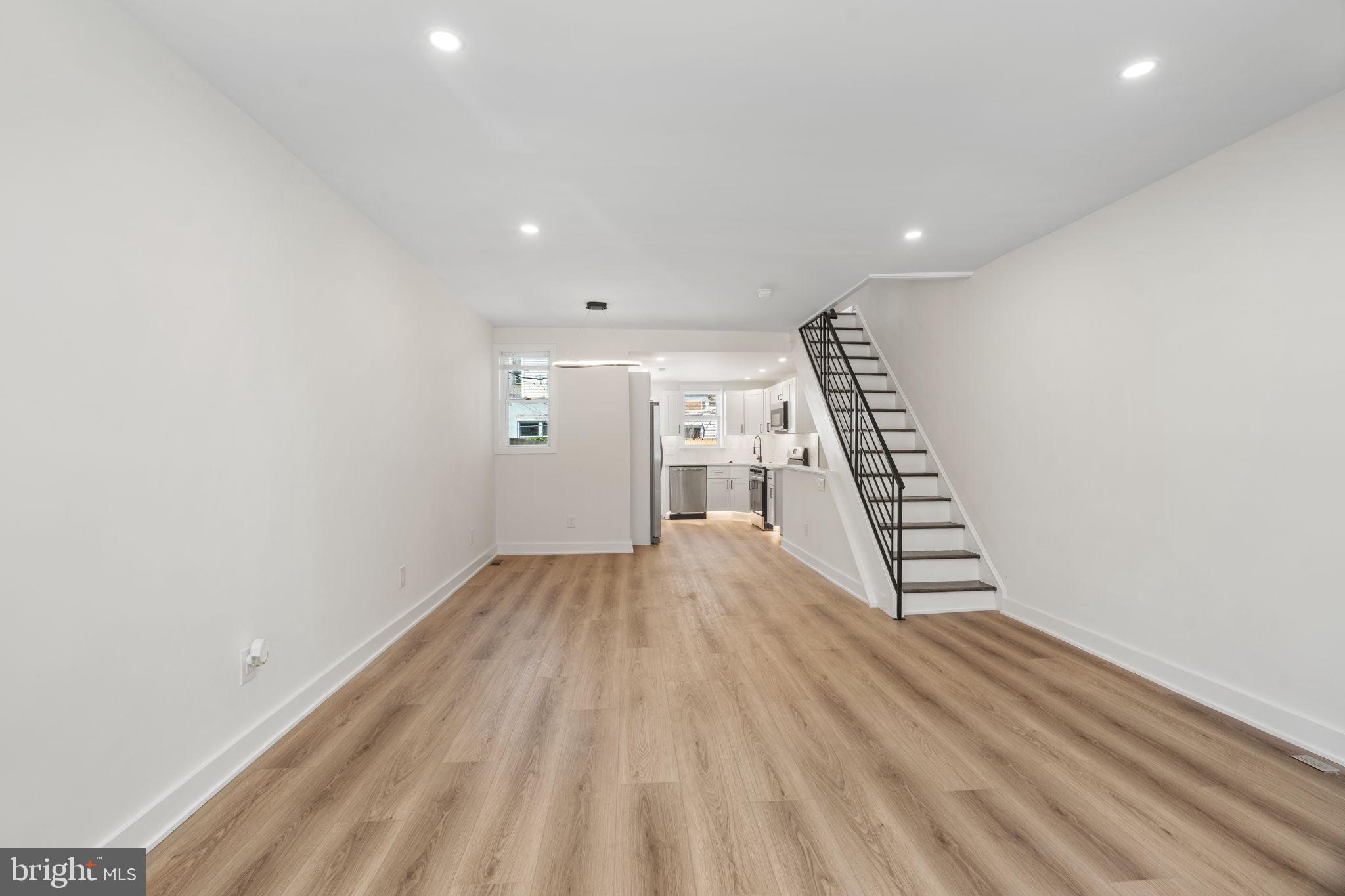 403 DALY STREET