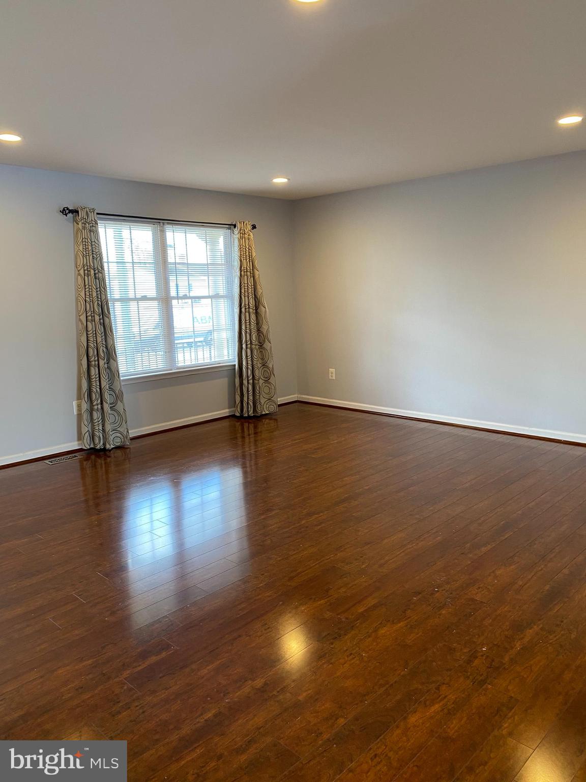 RIVIERA BEACH - Residential