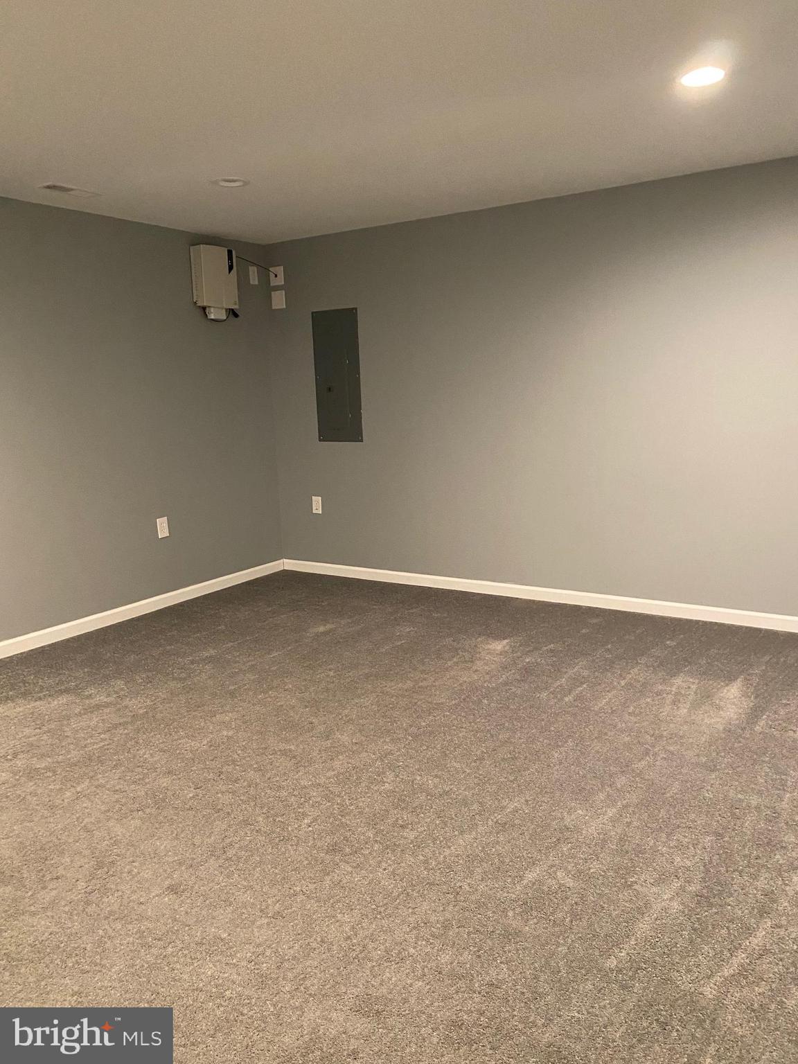 RIVIERA BEACH - Residential