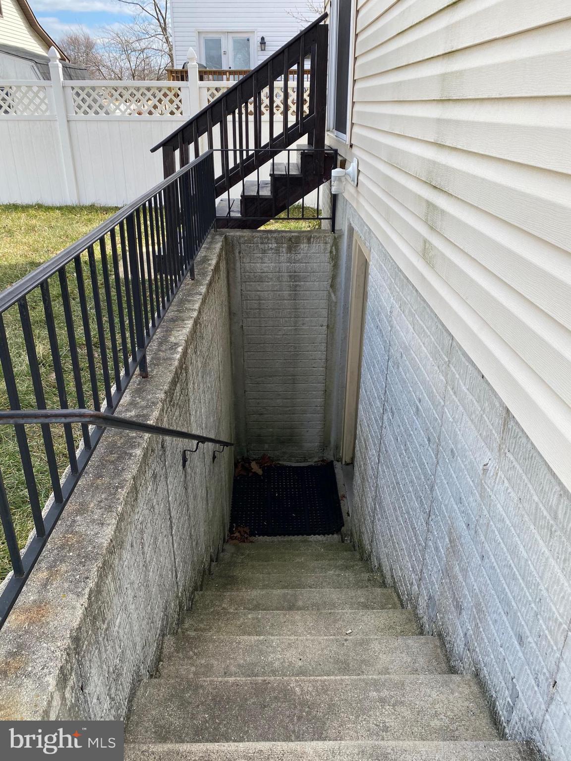 RIVIERA BEACH - Residential