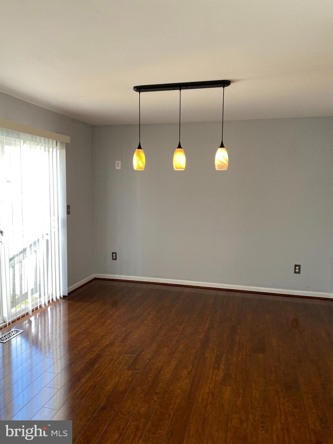 RIVIERA BEACH - Residential