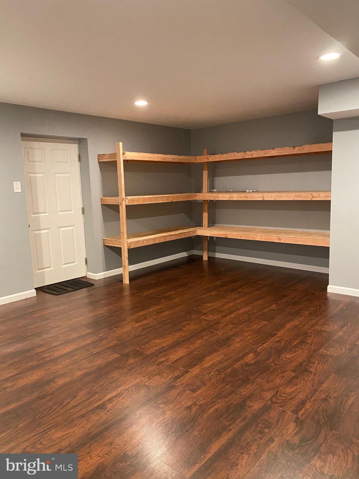 RIVIERA BEACH - Residential