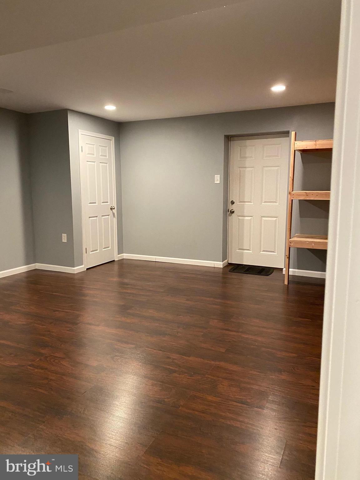 RIVIERA BEACH - Residential