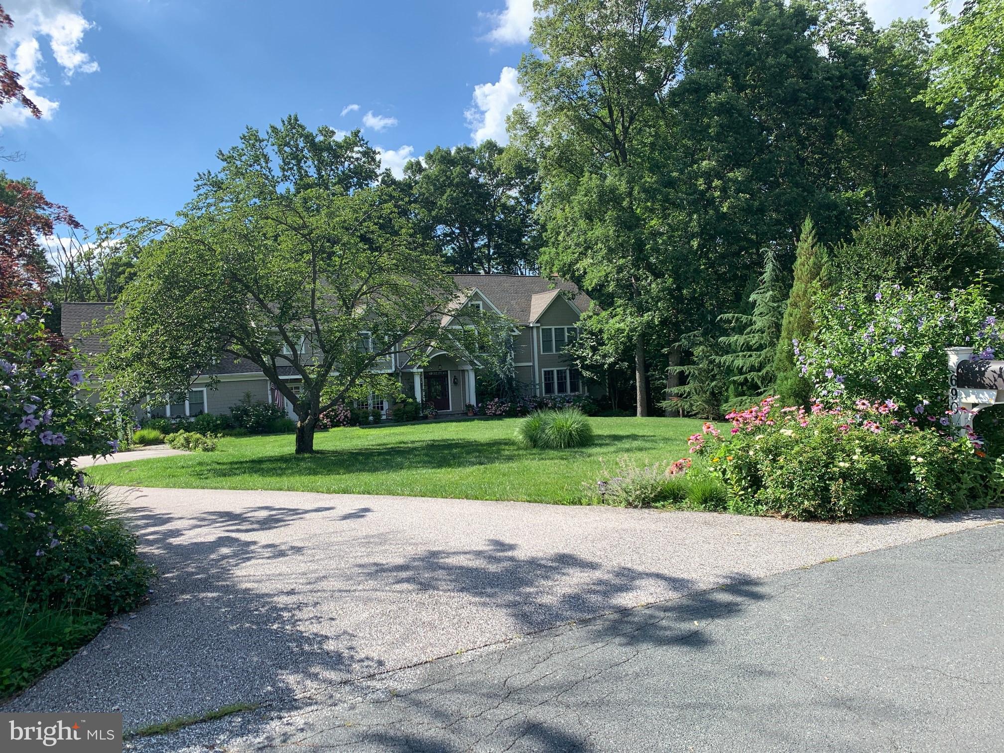 HARBOR HILLS - Residential