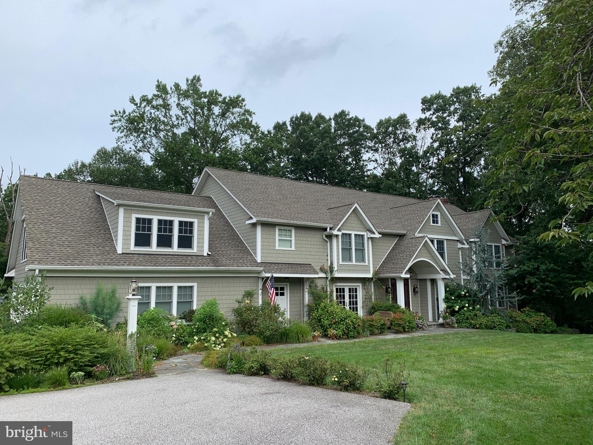 HARBOR HILLS - Residential