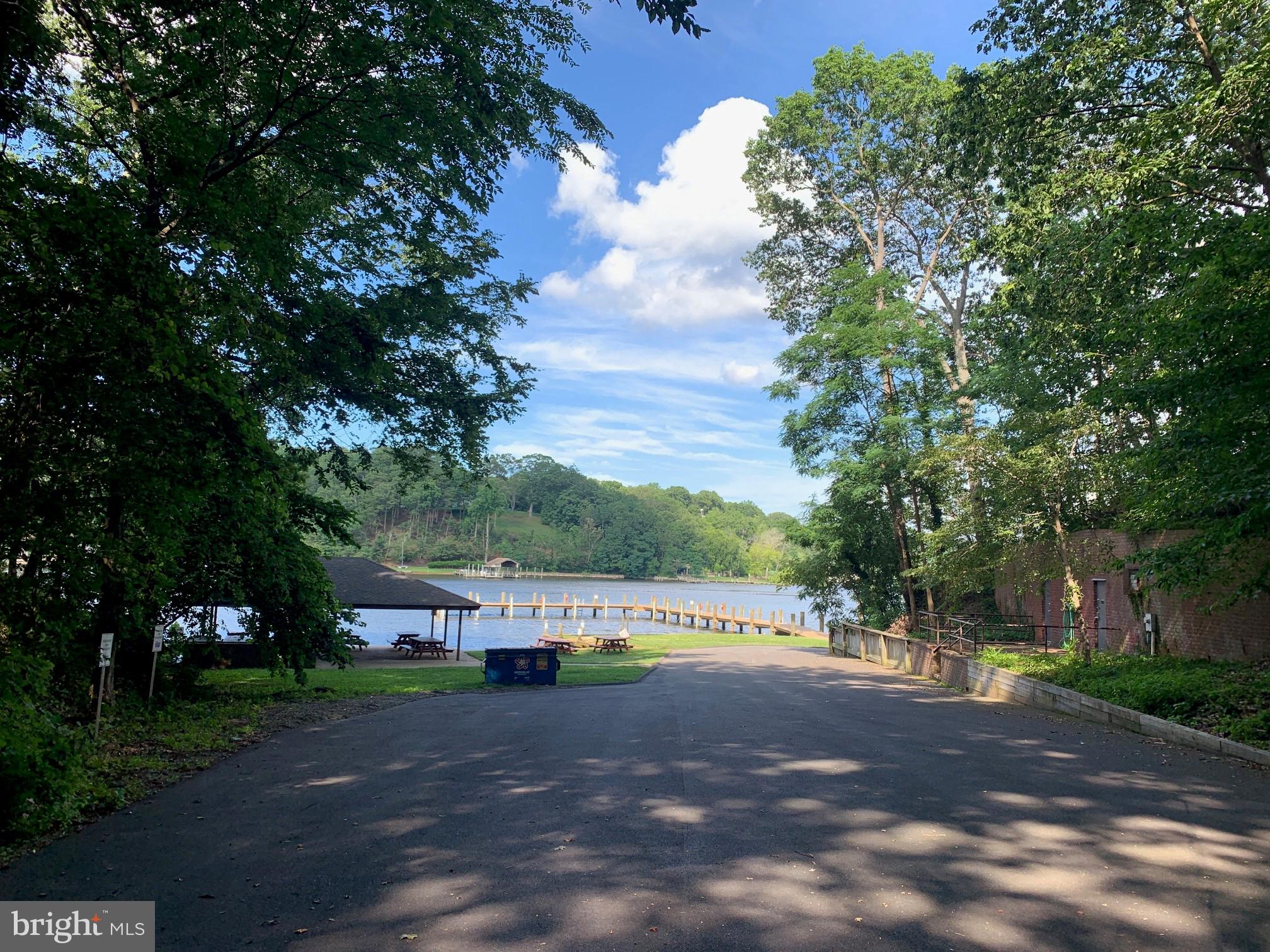 HARBOR HILLS - Residential